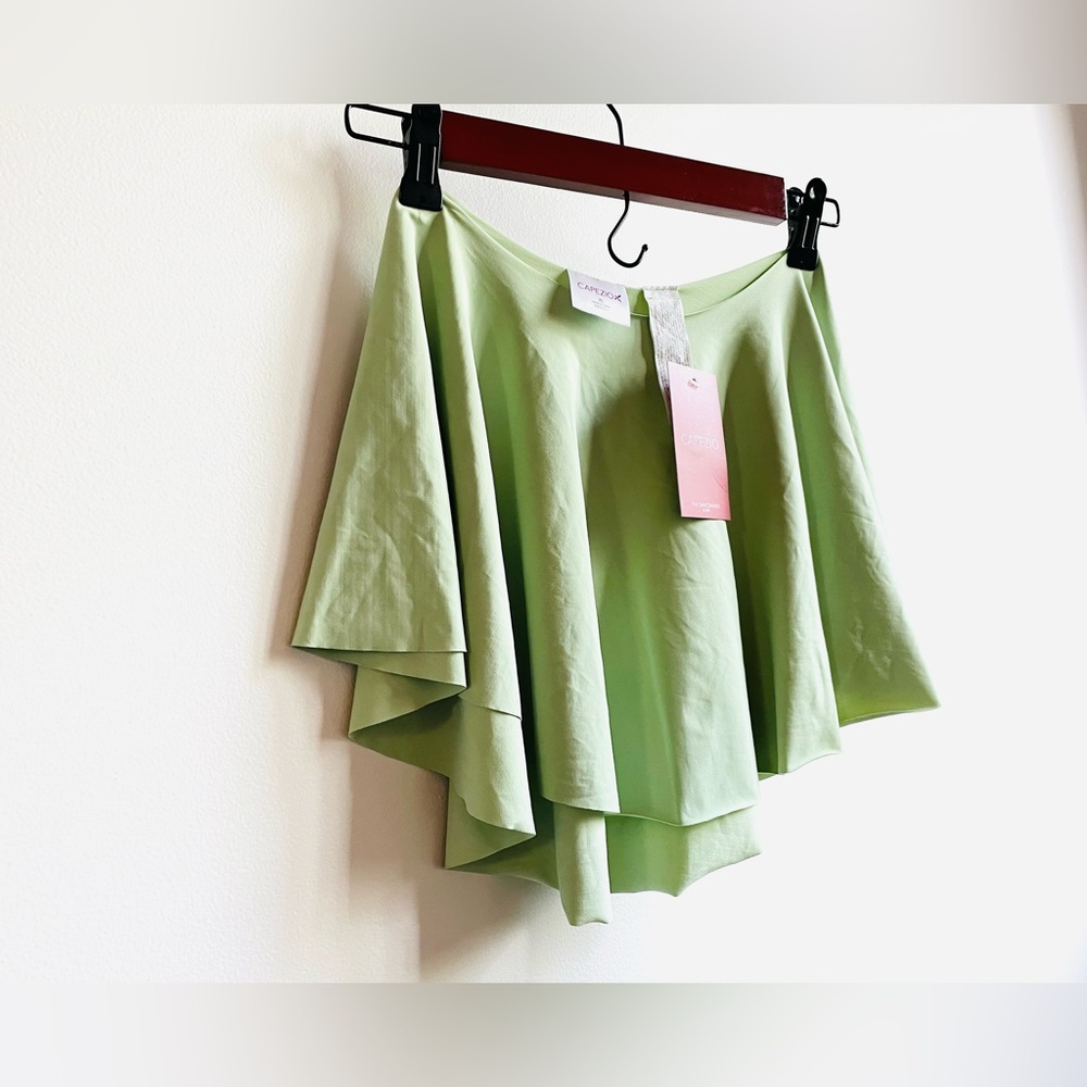 Capezio Mint Green Circle Skirt Size XL NWT - Picture 4 of 10